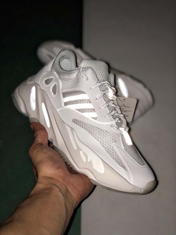 Yeezy Boost 700 Shoes Cloud White/Cloud White 3