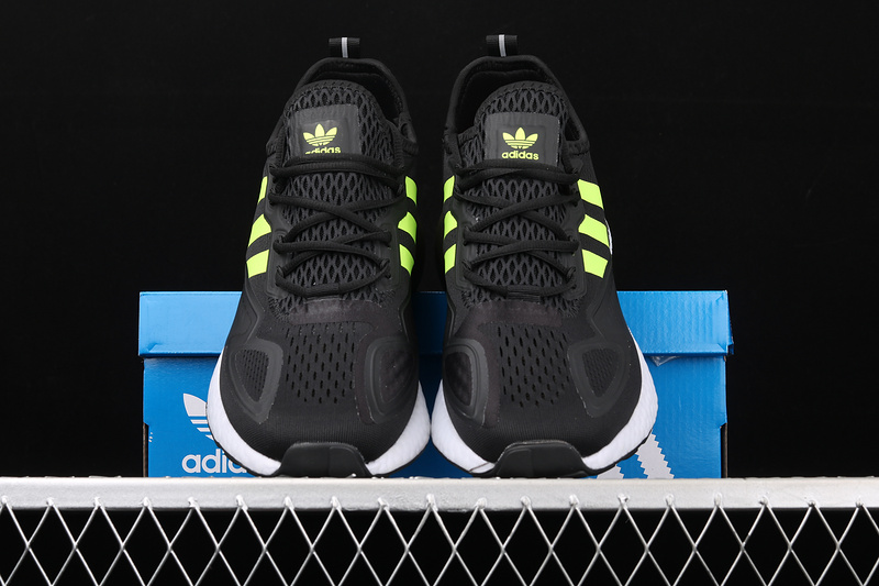 Zx 2K Boost Shoes Core Black/Cloud White/Green 5