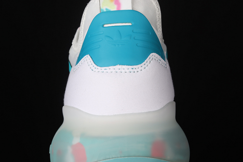 Zx 2K Boost Shoes Cloud White/Acid Mint/Screaming Pink 5