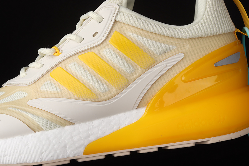 Zx 2K Boost 2.0 Shoes Wonder White/Orange Tint/Solar Gold 15