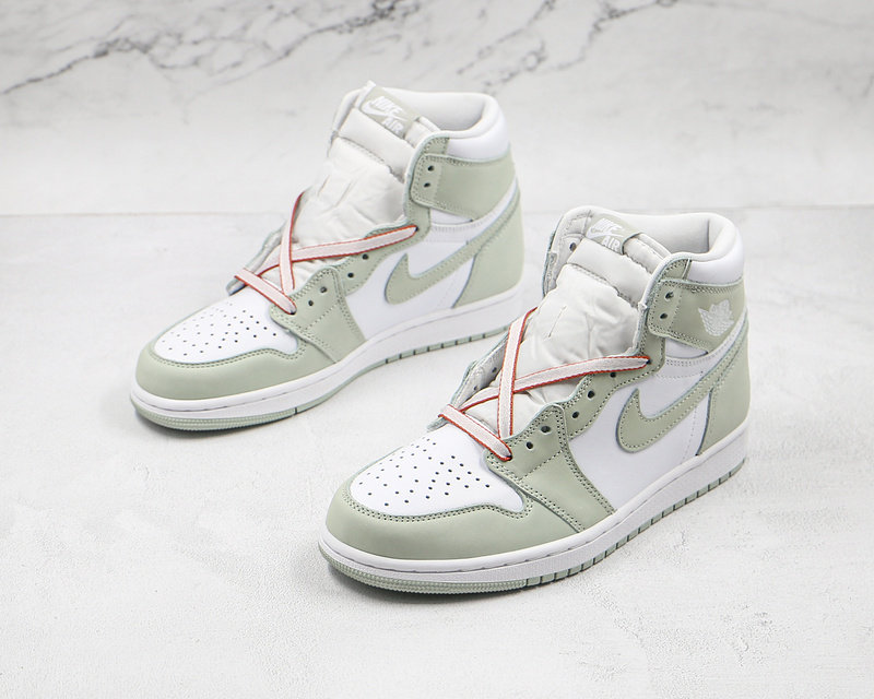 Air Jordan 1 Retro High Og Seafoam Seafoam/Healing Orange/White 9