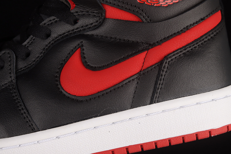 Air Jordan 1 High Zoom Comfort Black/University Red/White 9