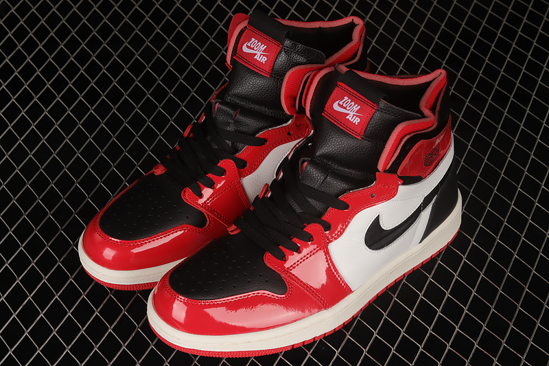 Air Jordan 1 High Zoom Comfort Chicago Bulls Black/Red/White 19