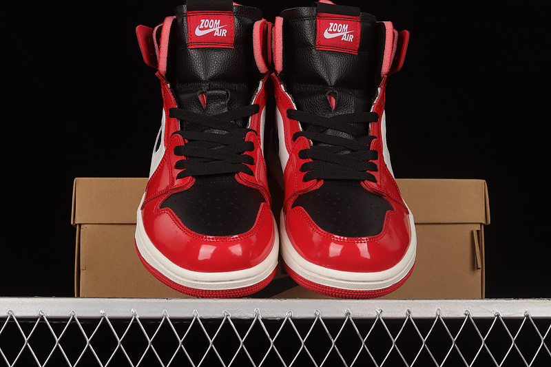 Air Jordan 1 High Zoom Comfort Chicago Bulls Black/Red/White 25