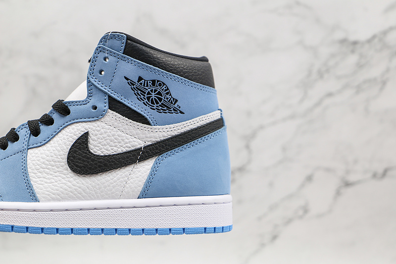 Air Jordan 1 Retro High Og White/University Blue/Black 19