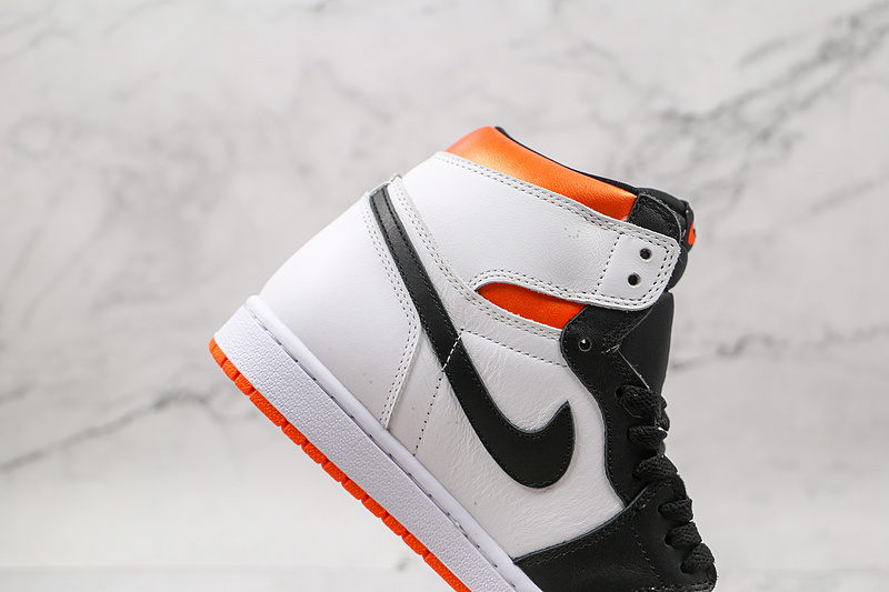 Air Jordan 1 Retro High Og White/Electro Orange/Black 5