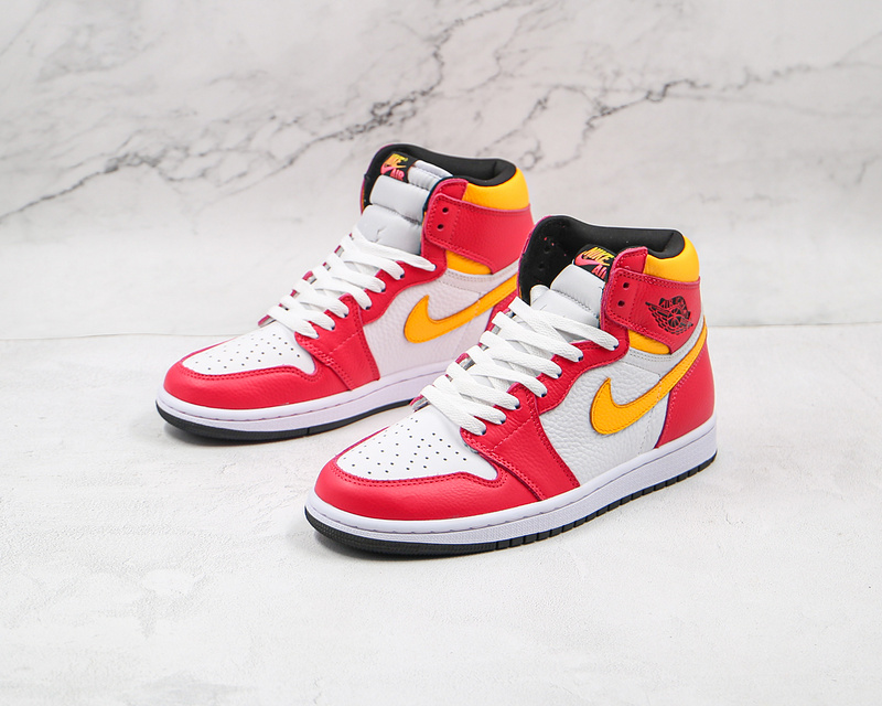 Air Jordan 1 Retro High Og Light Fusion Red/White/Laser Orange/Black 11