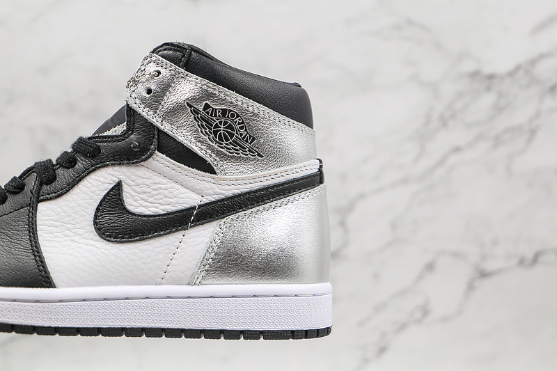 Air Jordan 1 Retro High Og Silver Toe Black/Metallic Silver/White 7