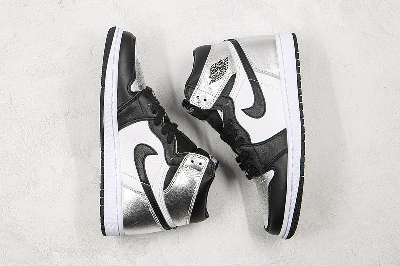 Air Jordan 1 Retro High Og Silver Toe Black/Metallic Silver/White 9