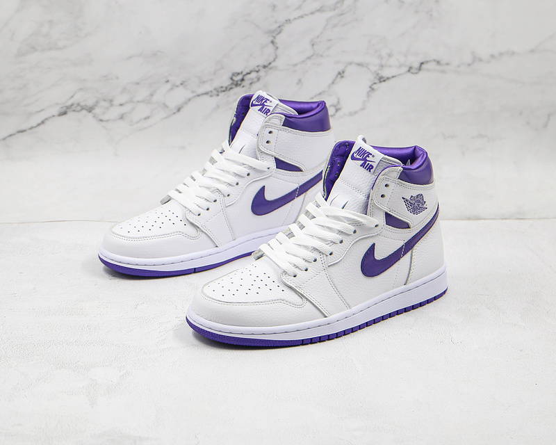 Air Jordan 1 Retro High White/White/Court Purple 3