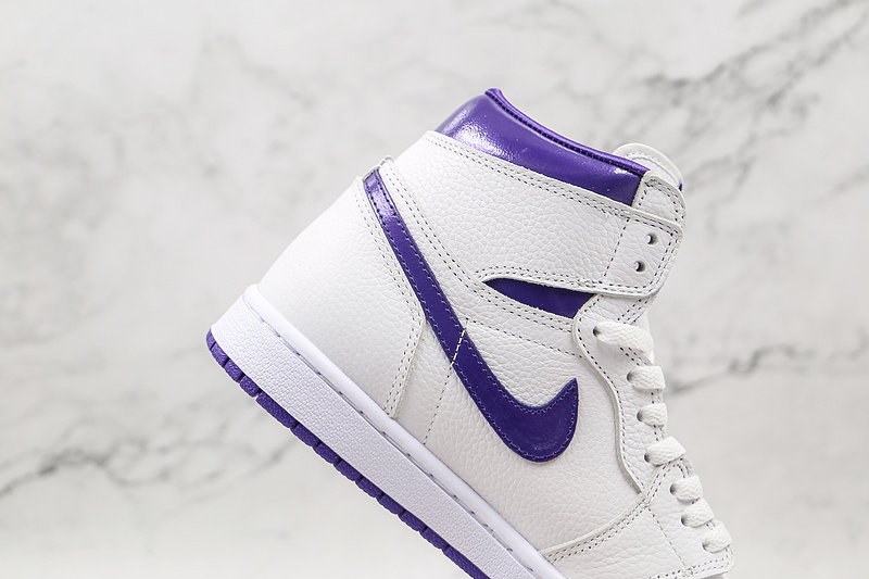 Air Jordan 1 Retro High White/White/Court Purple 17