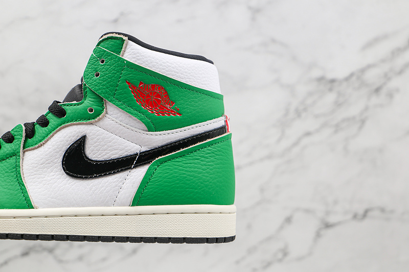 Air Jordan 1 Retro Hig Lucky Green/White/Sail/Black 17