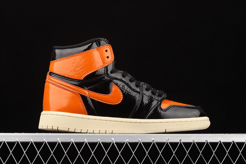 Air Jordan 1 High Og Shattered Backboard 3.0 Black/Pale Vanilla-Starfish 7