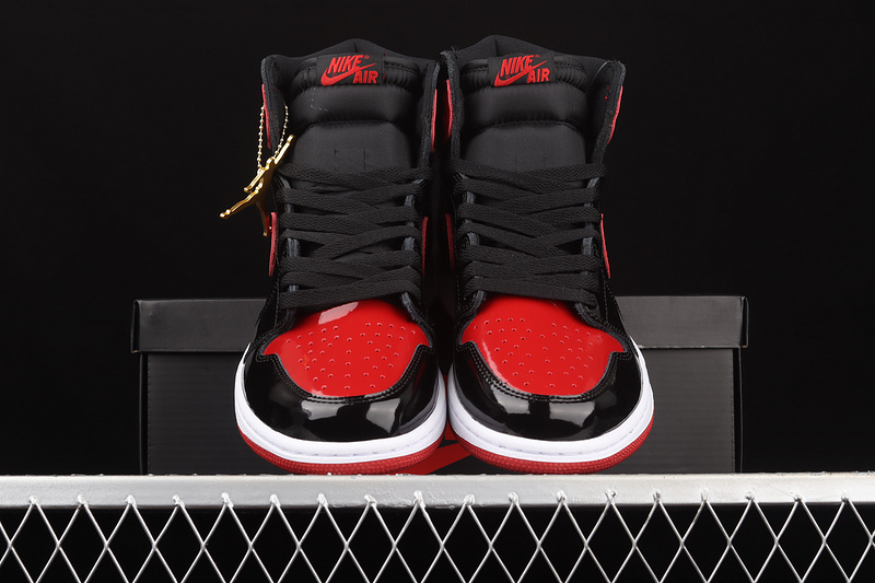 Air Jordan 1 Retro High Og Patent Bred Black/White/Varsity Red 23