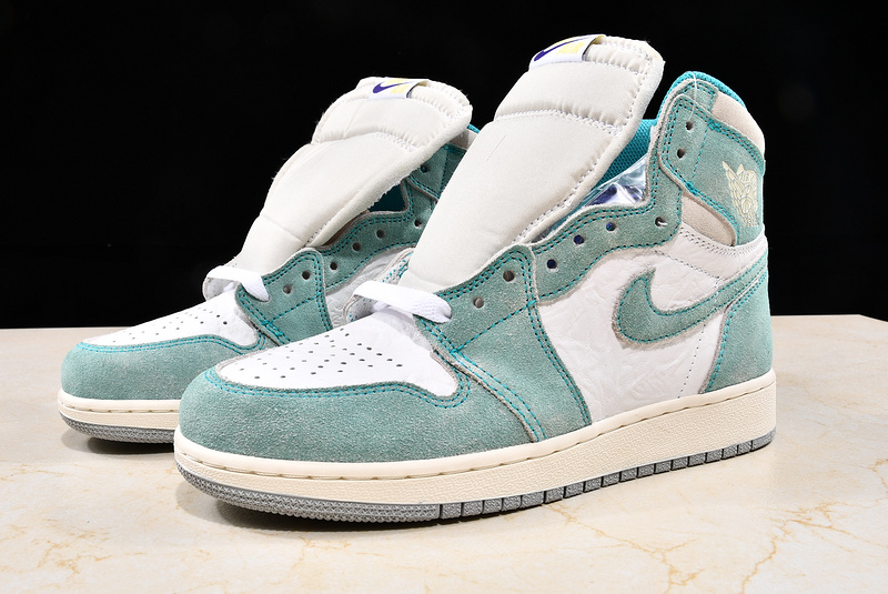 Air Jordan 1 Retro High Turbo Green/Sail-White 33