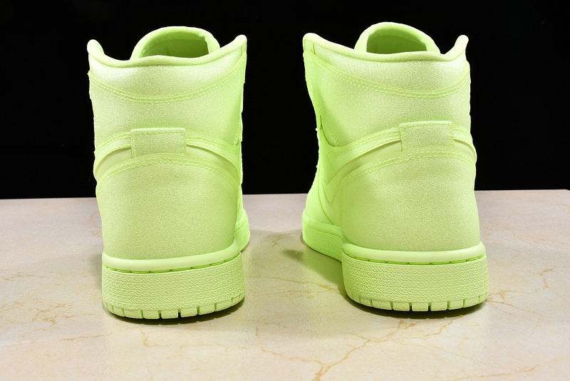 Gz Air Jordan 1 Retro High Barely Volt 31