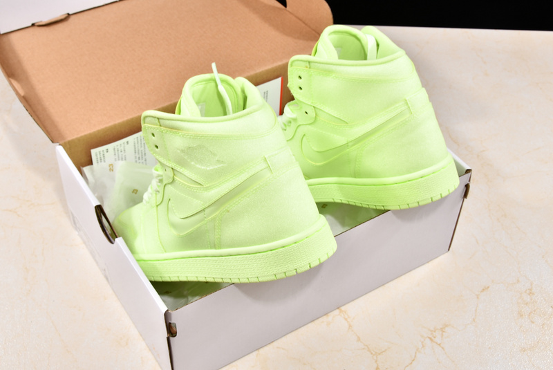 Gz Air Jordan 1 Retro High Barely Volt 37