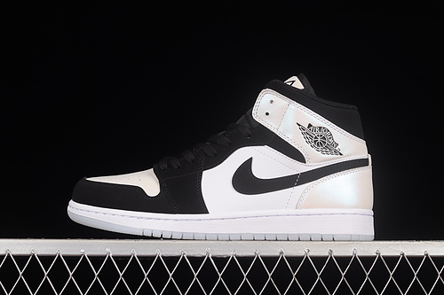 Air Jordan 1 Mid Se Diamond White/Black/Multi-Color 13