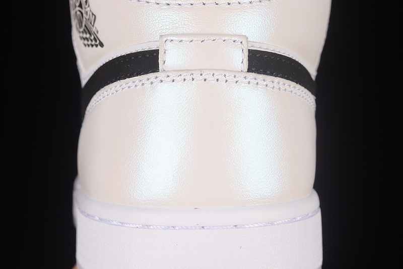 Air Jordan 1 Mid Se Diamond White/Black/Multi-Color 15