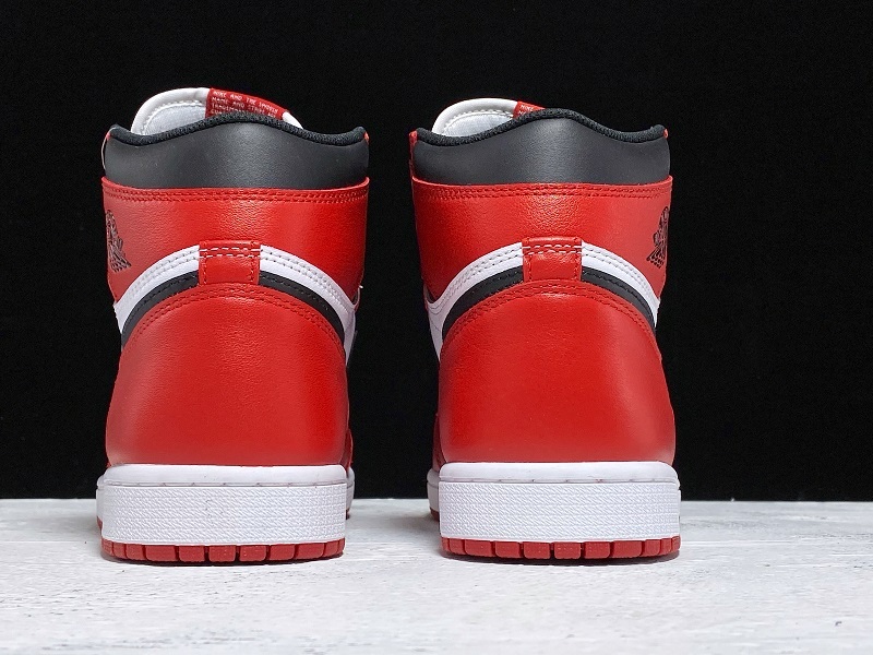 Get Air Jordan 1 Retro High Og Chicago White/Black-Varsity Red 9