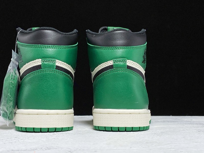 Get Air Jordan 1 Retro High Og Pine Green/Black 23