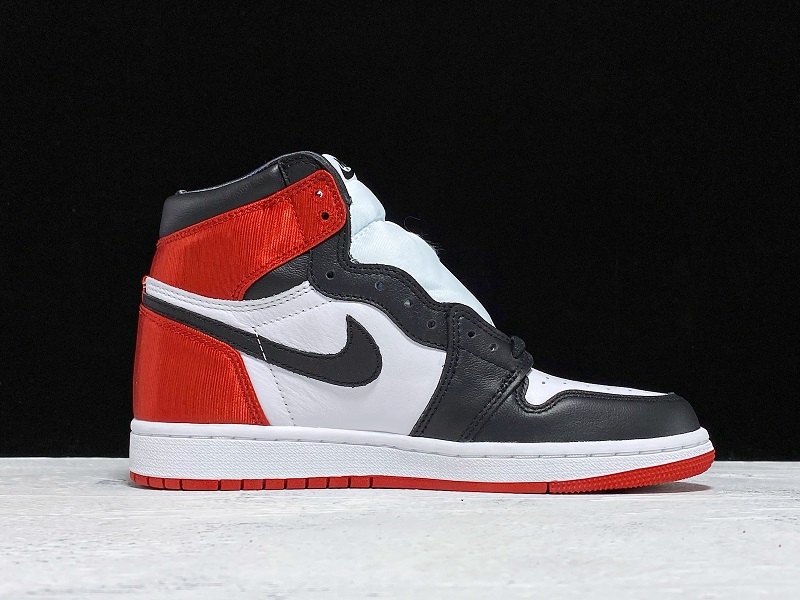 Get Air Jordan 1 Retro High Satin Black Toe Black/White 31