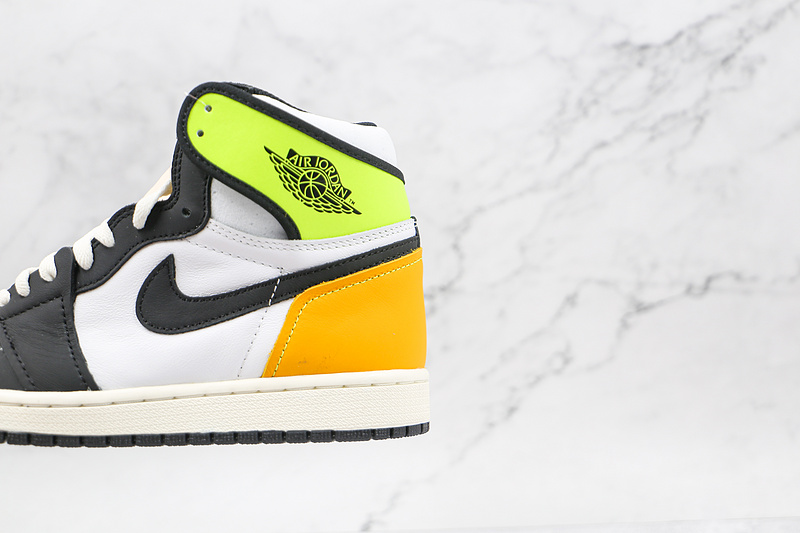 Air Jordan 1 Retro High Og Volt Gold White/Volt/University Gold/Black 7