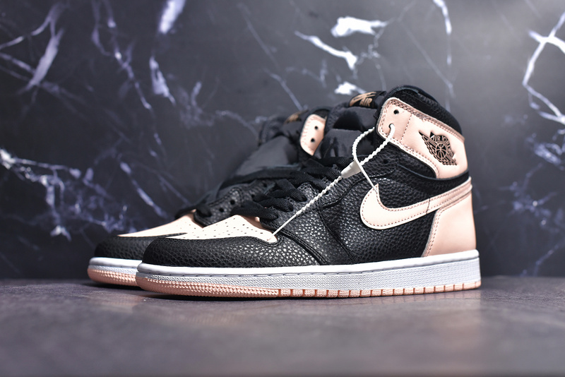 Cj Air Jordan 1 Retro High Og Crimson Tint Black/Crimson Tint-White 7