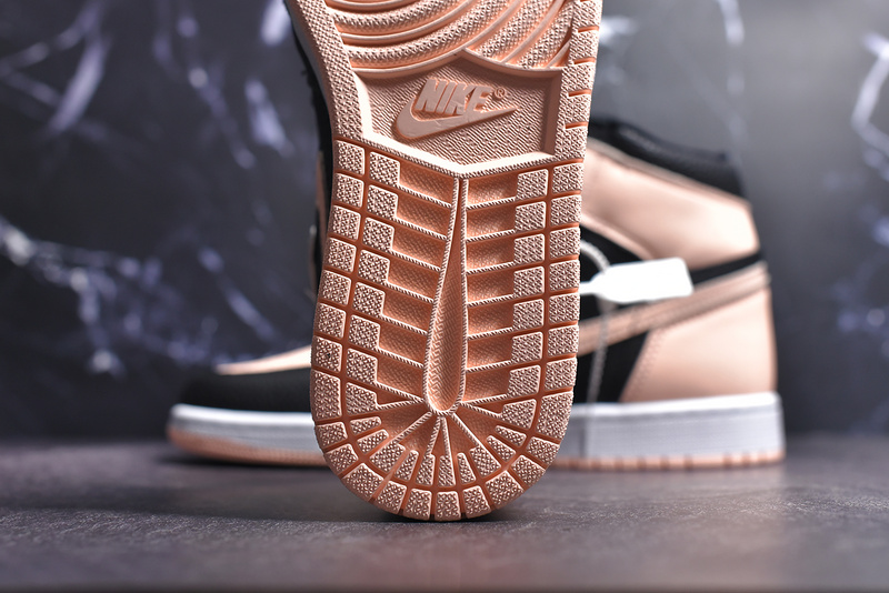 Cj Air Jordan 1 Retro High Og Crimson Tint Black/Crimson Tint-White 17