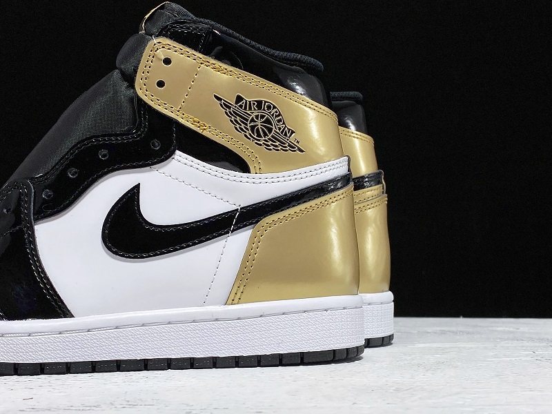 Get Air Jordan Retro 1 High Og Nrg Black/Metallic Gold 27