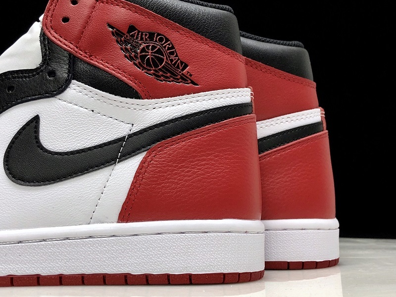 Hupu Air Jordan 1 Retro High Og Black Toe White/Black-Gym Red 5