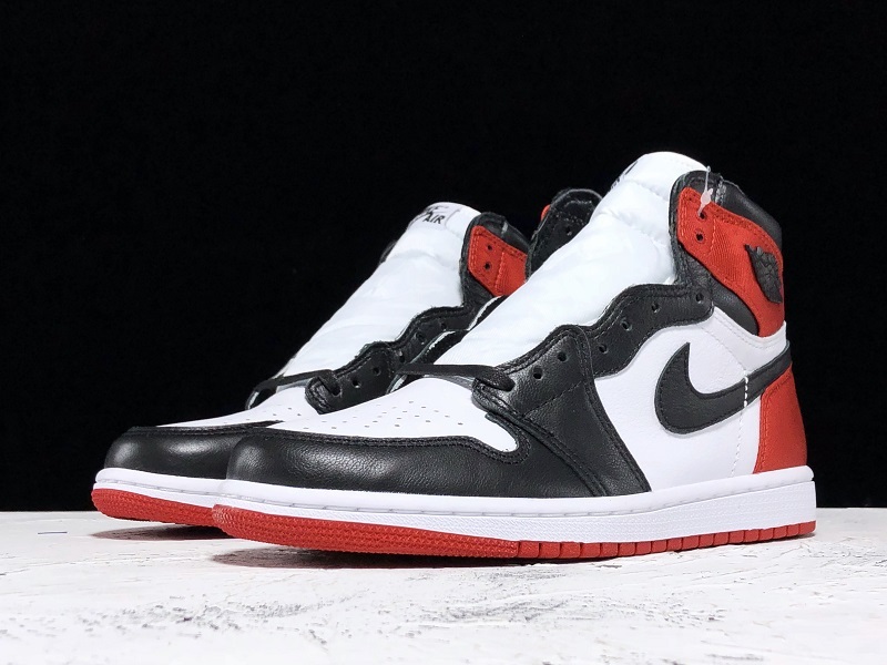 H12 Air Jordan 1 Retro High Satin Black Toe Black/White/Red 17