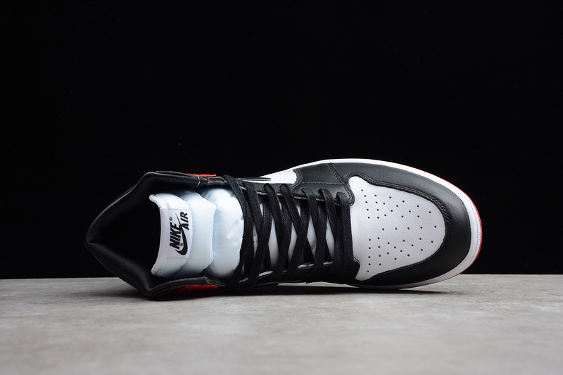 St Air Jordan 1 Retro High Satin Black Toe Black/White/Red 13