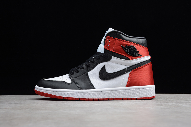 St Air Jordan 1 Retro High Satin Black Toe Black/White/Red 31