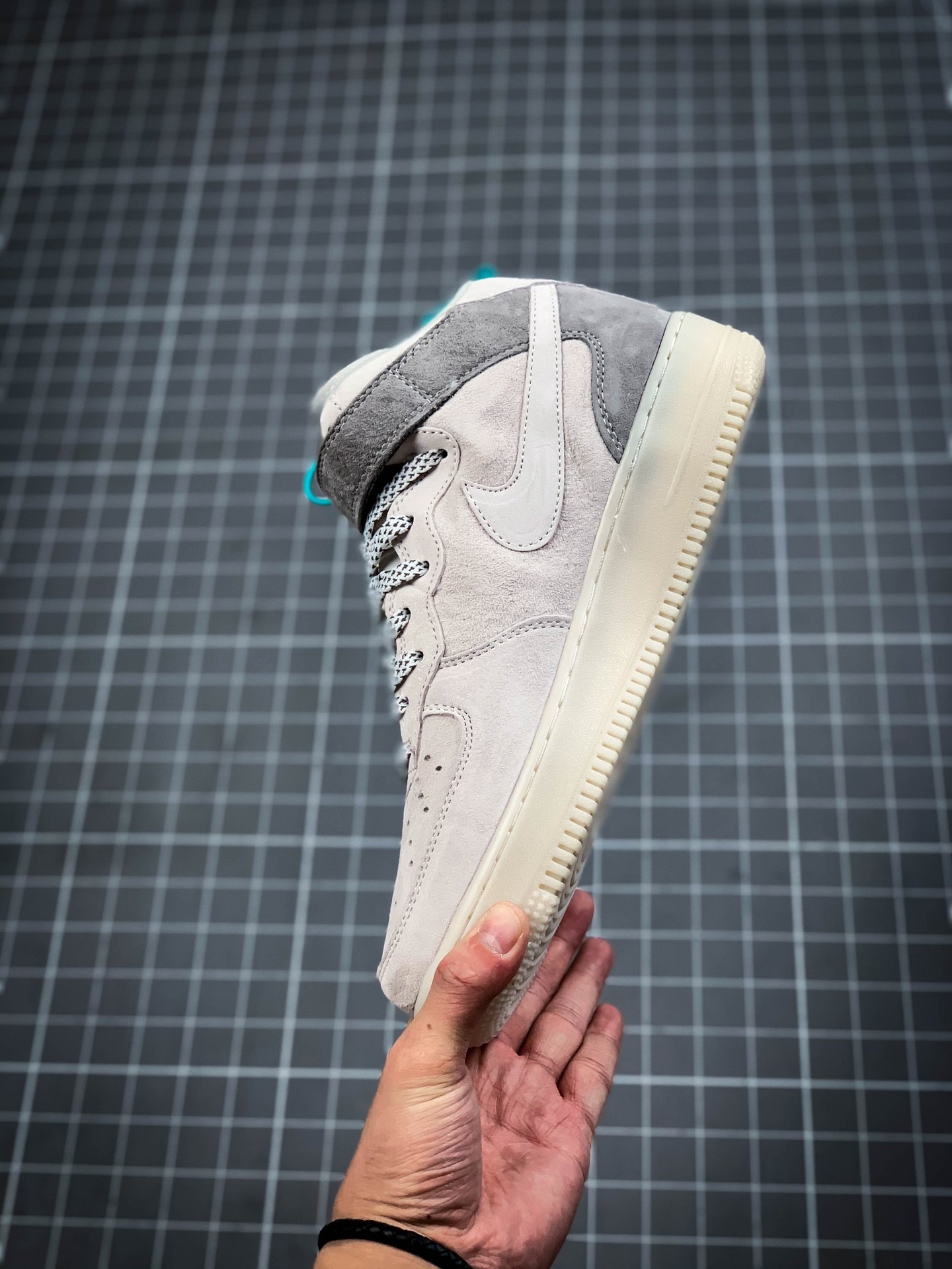 Air Force 1 Mid X Reigning Champ 3M Grey/Black 9