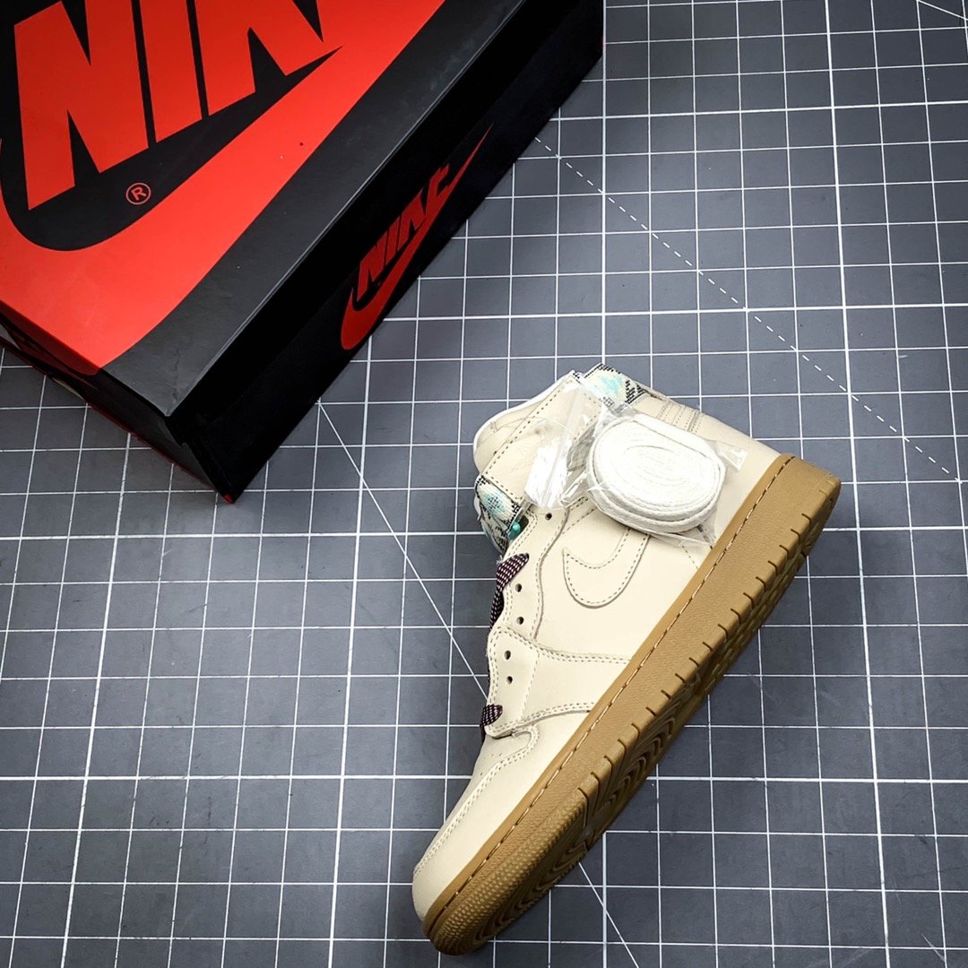 Air Jordan 1 Retro High Strap N7 Light Cream/Gum Yellow-Emerald 9