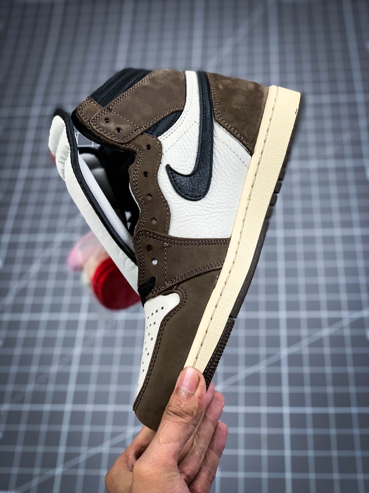 Air Jordan 1 High Og Ts Sp Travis Scott White/Black/Brown 11