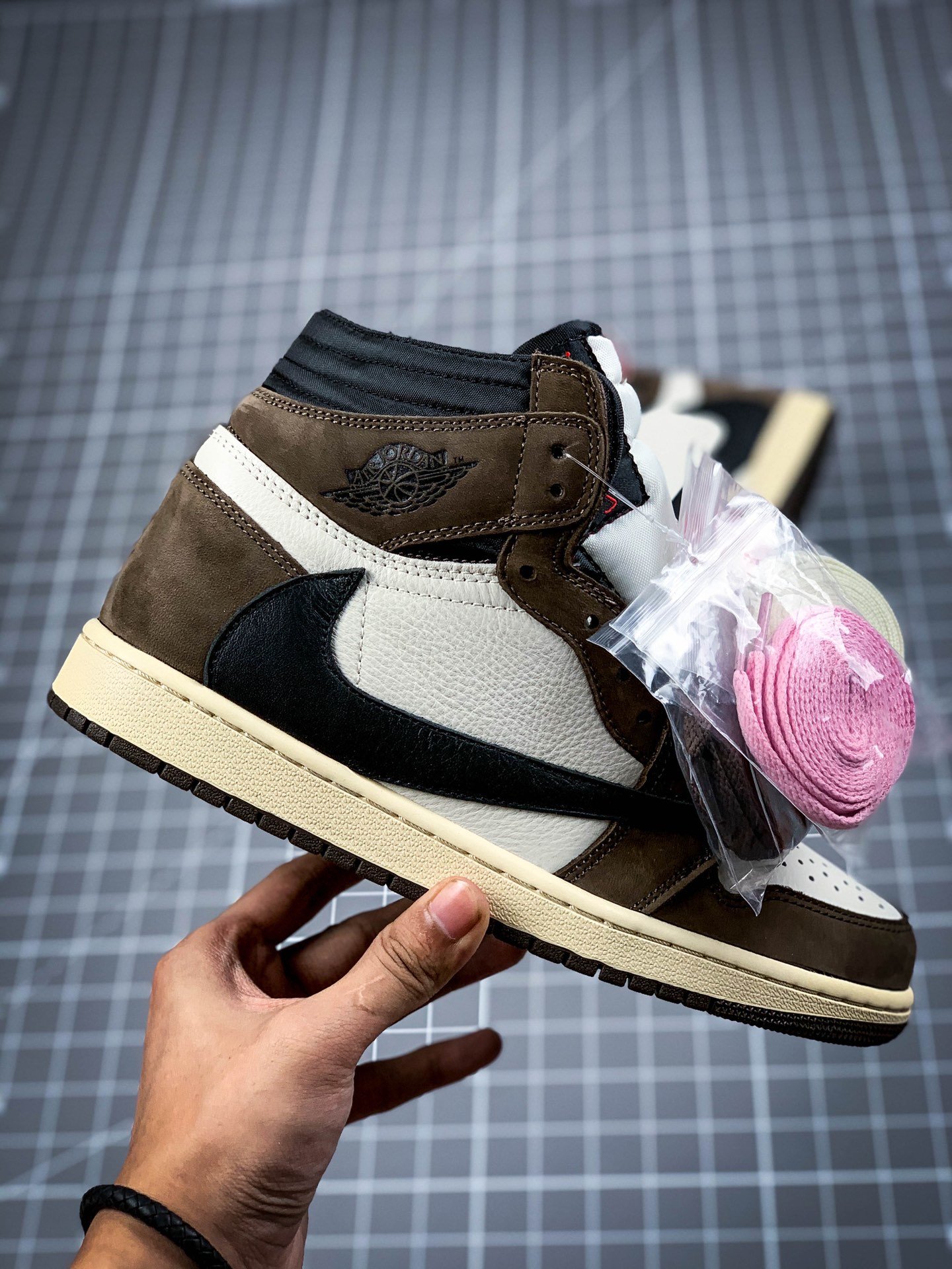 Air Jordan 1 High Og Ts Sp Travis Scott White/Black/Brown 15