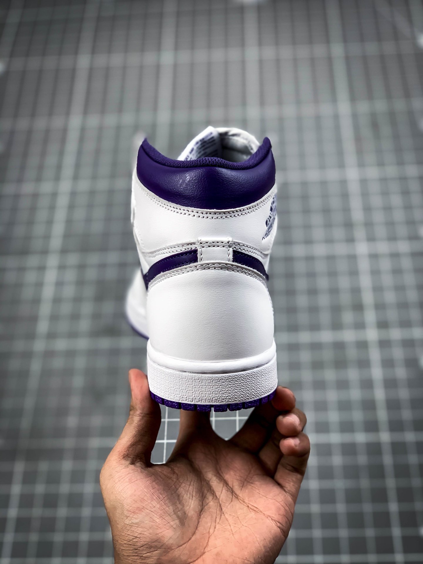 Air Jordan 1 Retro High Og White/Purple 13