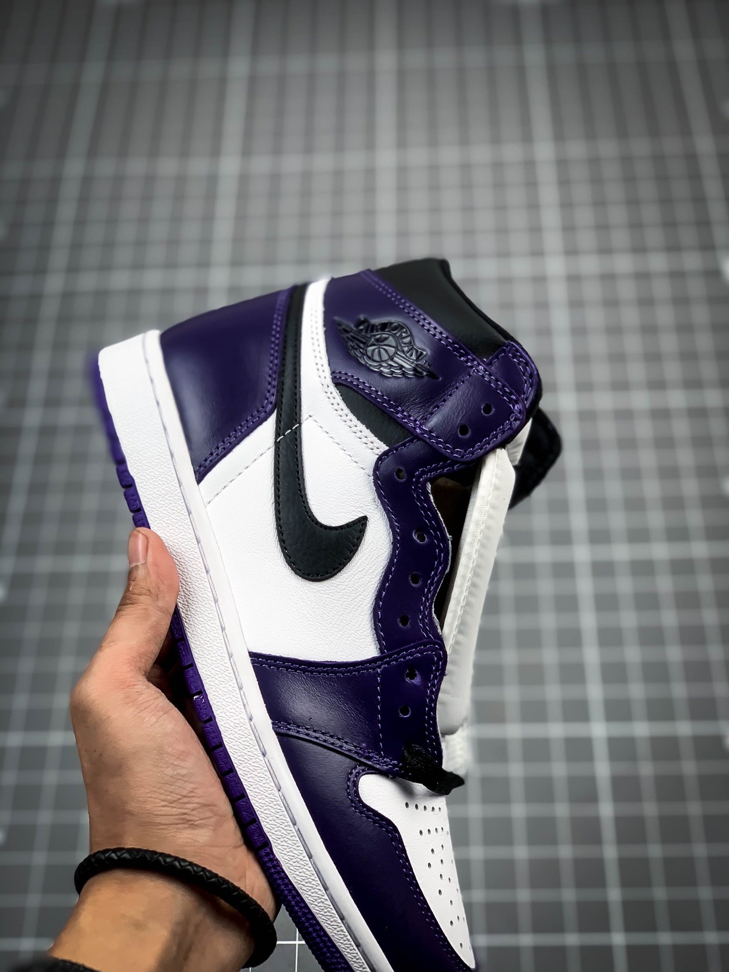 Air Jordan 1 Retro High Court Purple/White-Black 17