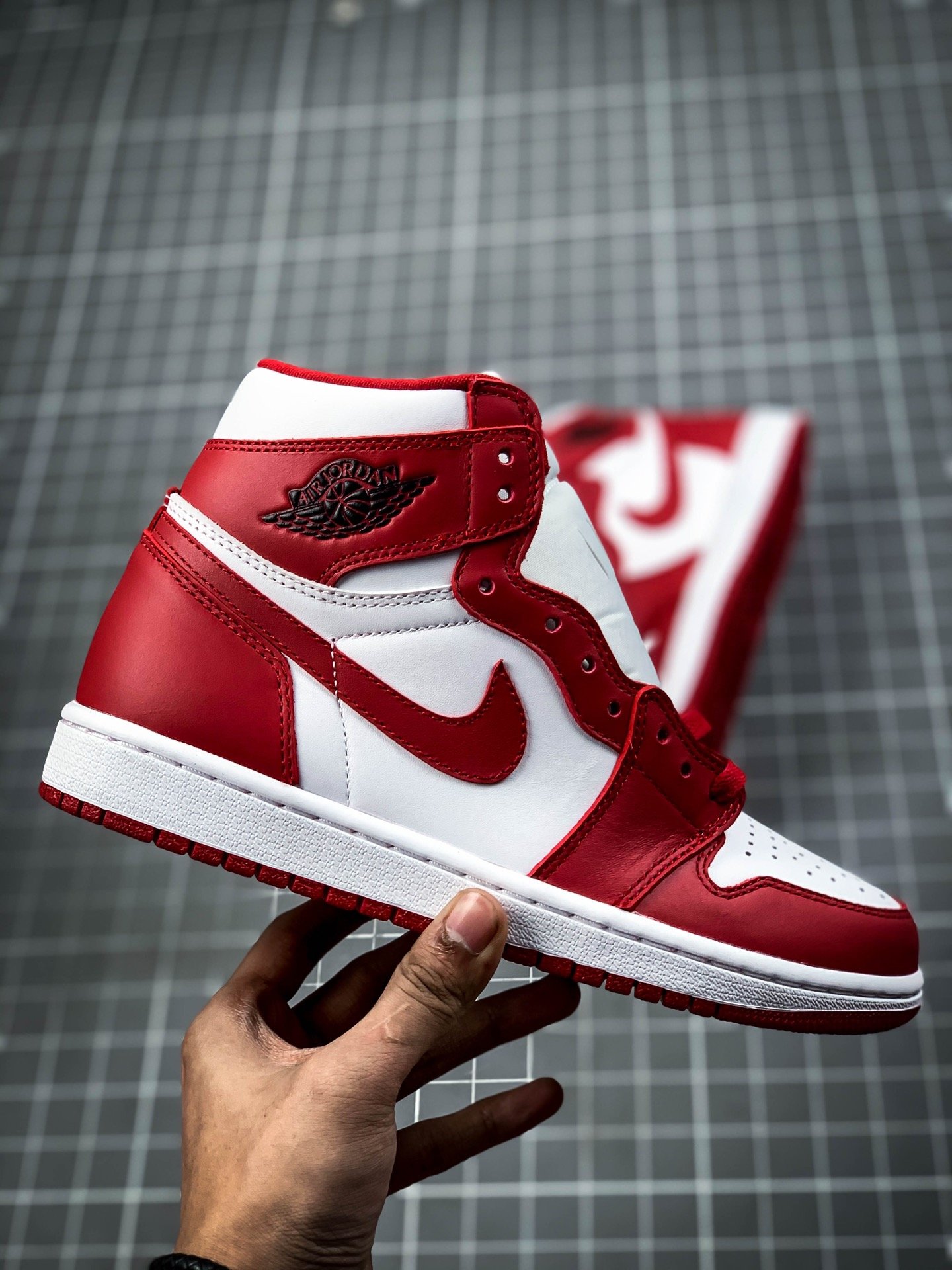 Air Jordan 1 High 85 Chicago Varsity Red/White-Black 7