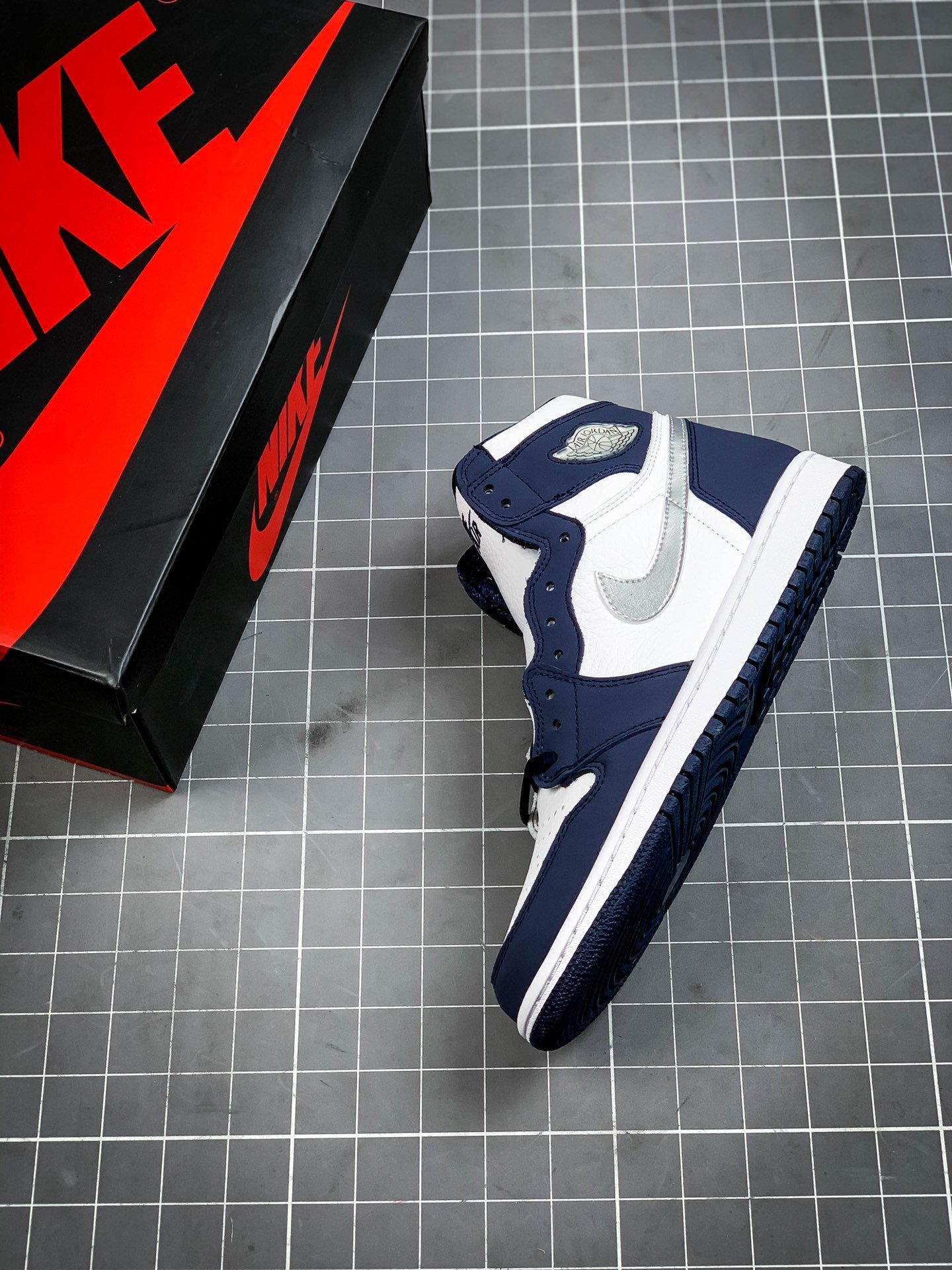 Air Jordan 1 High Og Co.Jp White/Midnight Navy-Metallic Silver 15