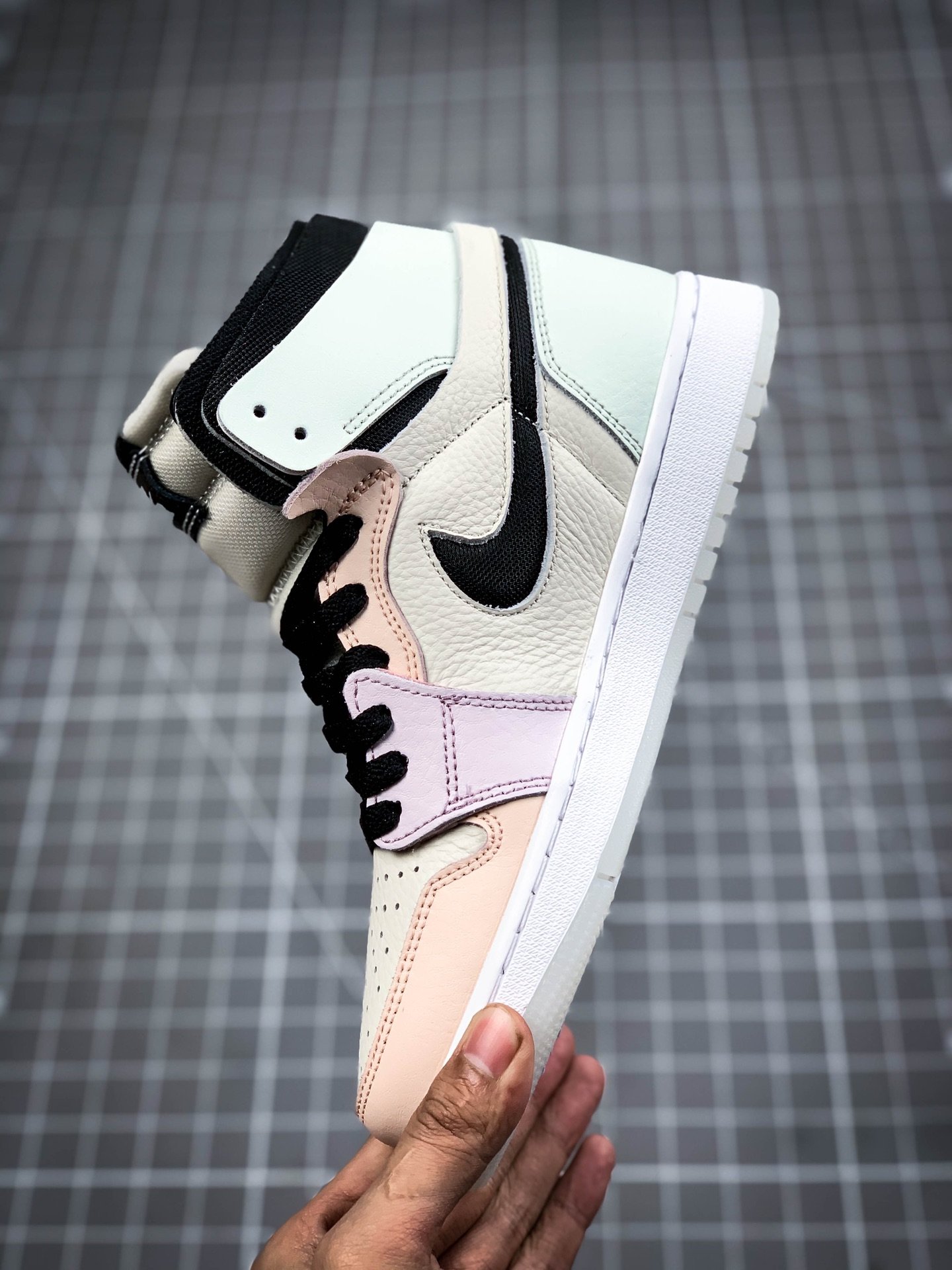 Air Jordan 1 High Zoom Comfort Easter White/Grey Heather-Olive Aura-Khaki 9