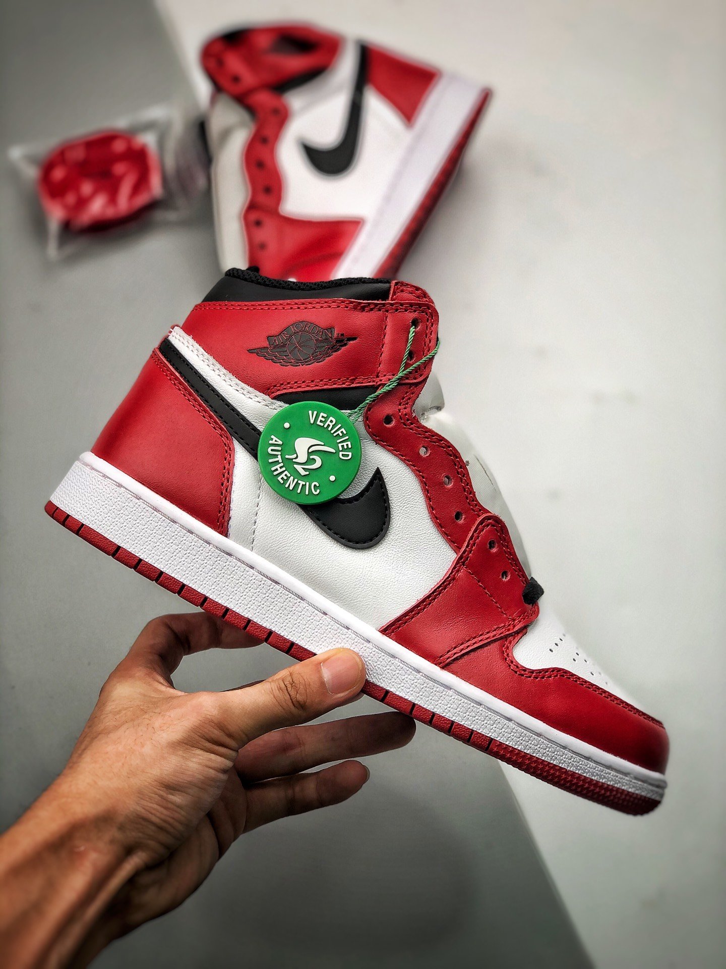 S2 Air Jordan 1 Mid White/Black/Red 9