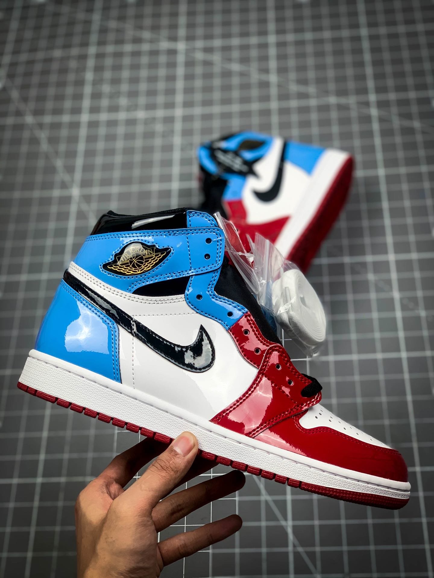 S2 Air Jordan 1 Retro Fearless Blue/White/Red 5