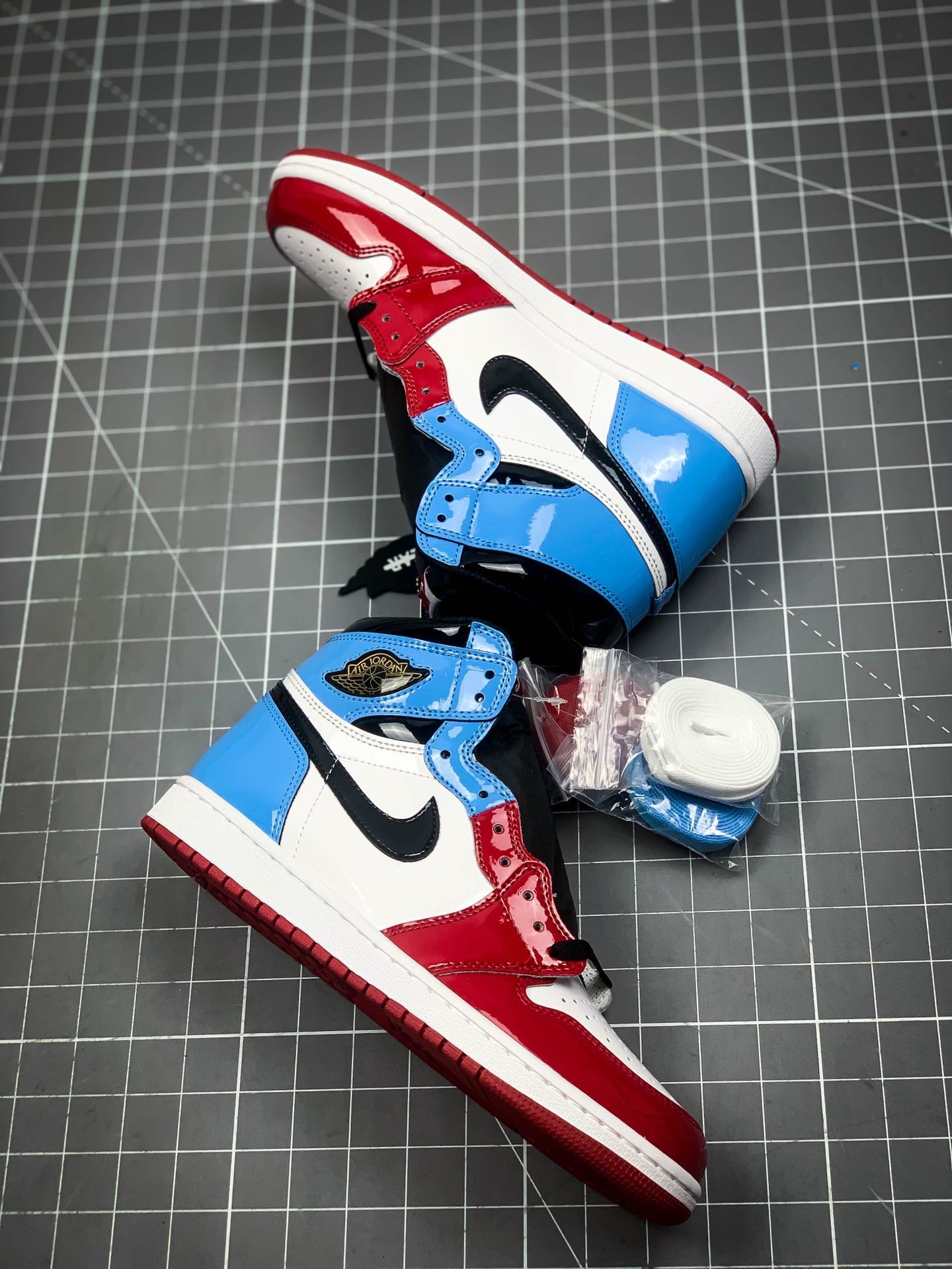 S2 Air Jordan 1 Retro Fearless Blue/White/Red 13