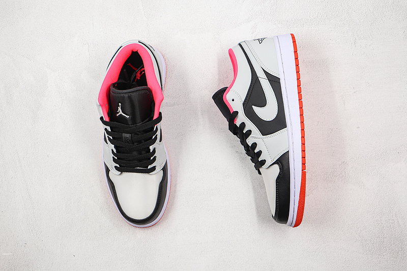 Air Jordan 1 Low Anthracite/Wolf Grey/Infrared 23 15