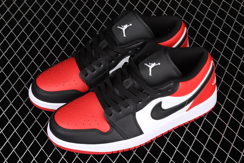 Air Jordan 1 Low Bred Toe White/Black-University Red 19