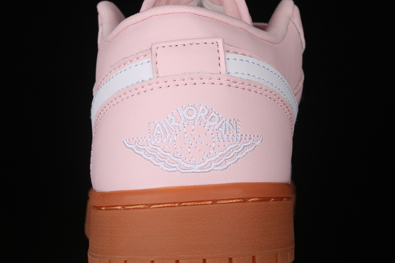 Air Jordan 1 Low Arctic Pink/White/Gum Light Brown 5