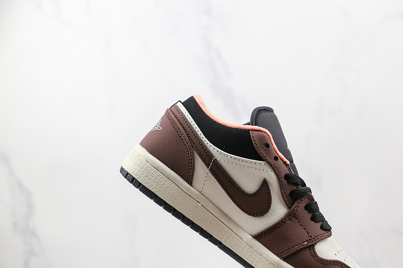 Air Jordan 1 Low Mocha Brown/White-Black 3